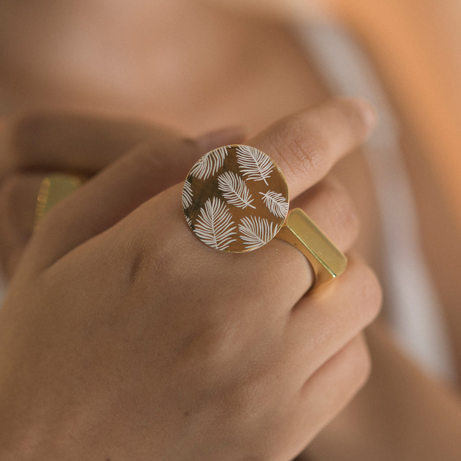 Palm Mirrored Penny Ring