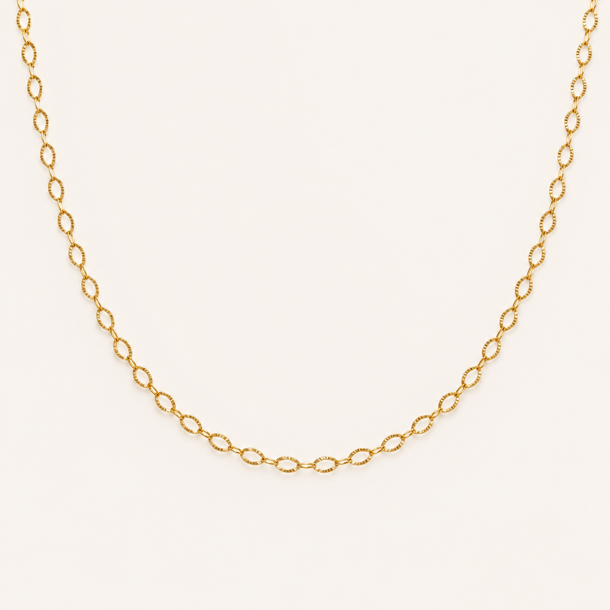 Lumière Oval Necklace