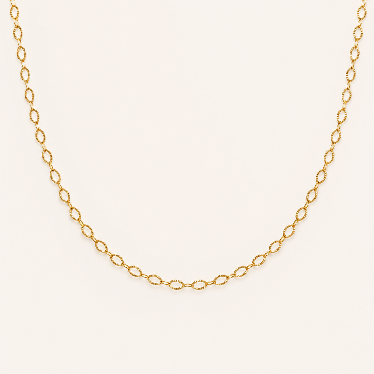 Lumière Oval Necklace