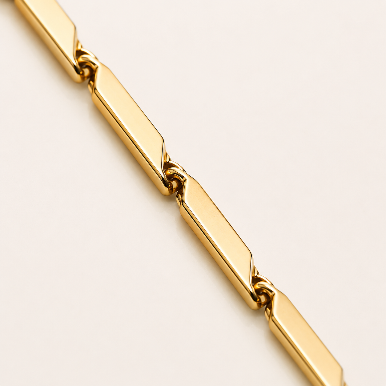 Linear Luxe Necklace