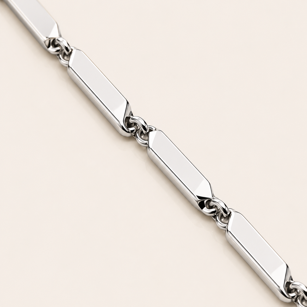 Linear Luxe Necklace
