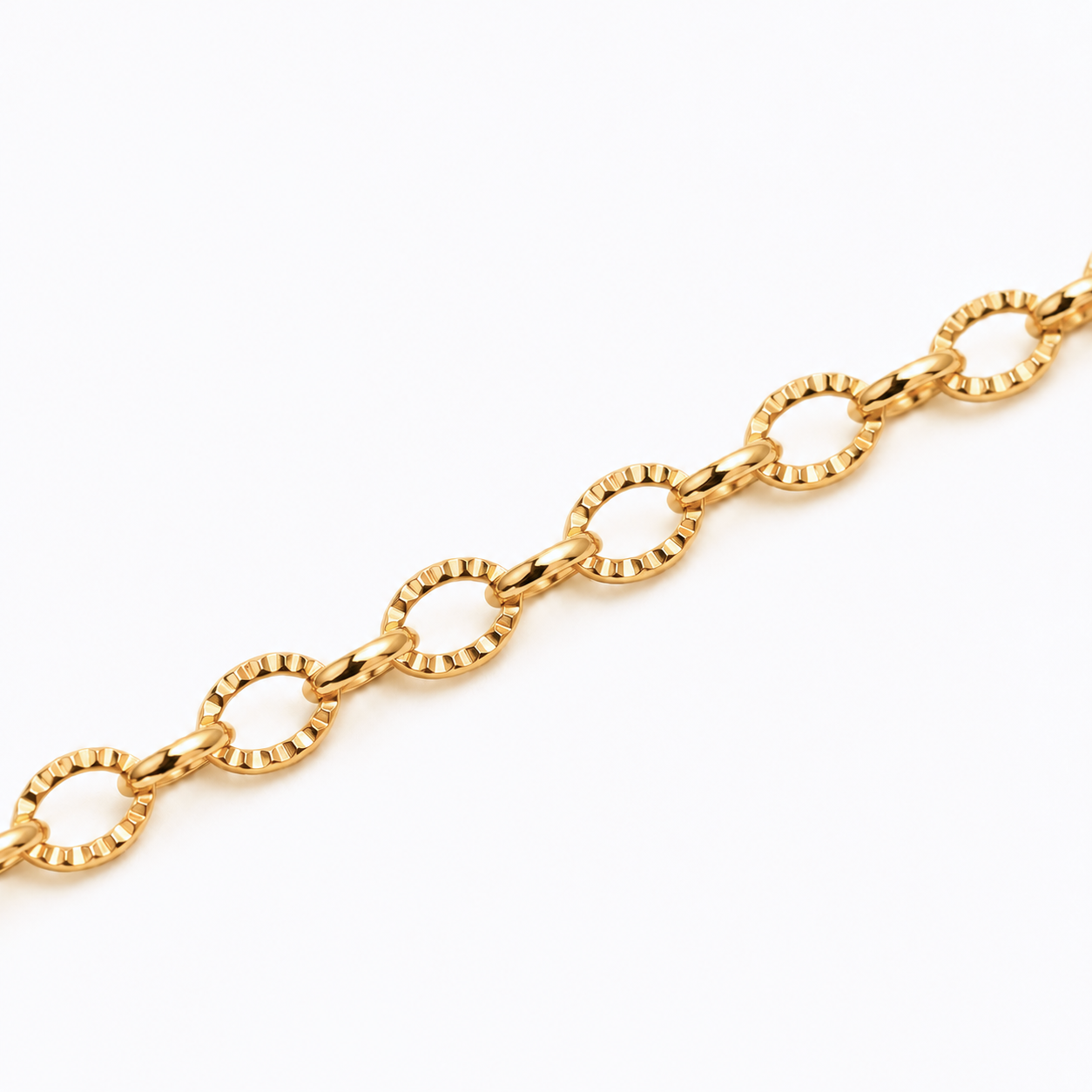 Lumière Oval Necklace